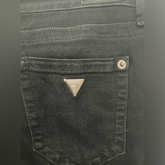 EUC Guess Ultra Skinny Zip leg Jeans Size 26 - Picture 5 of 8